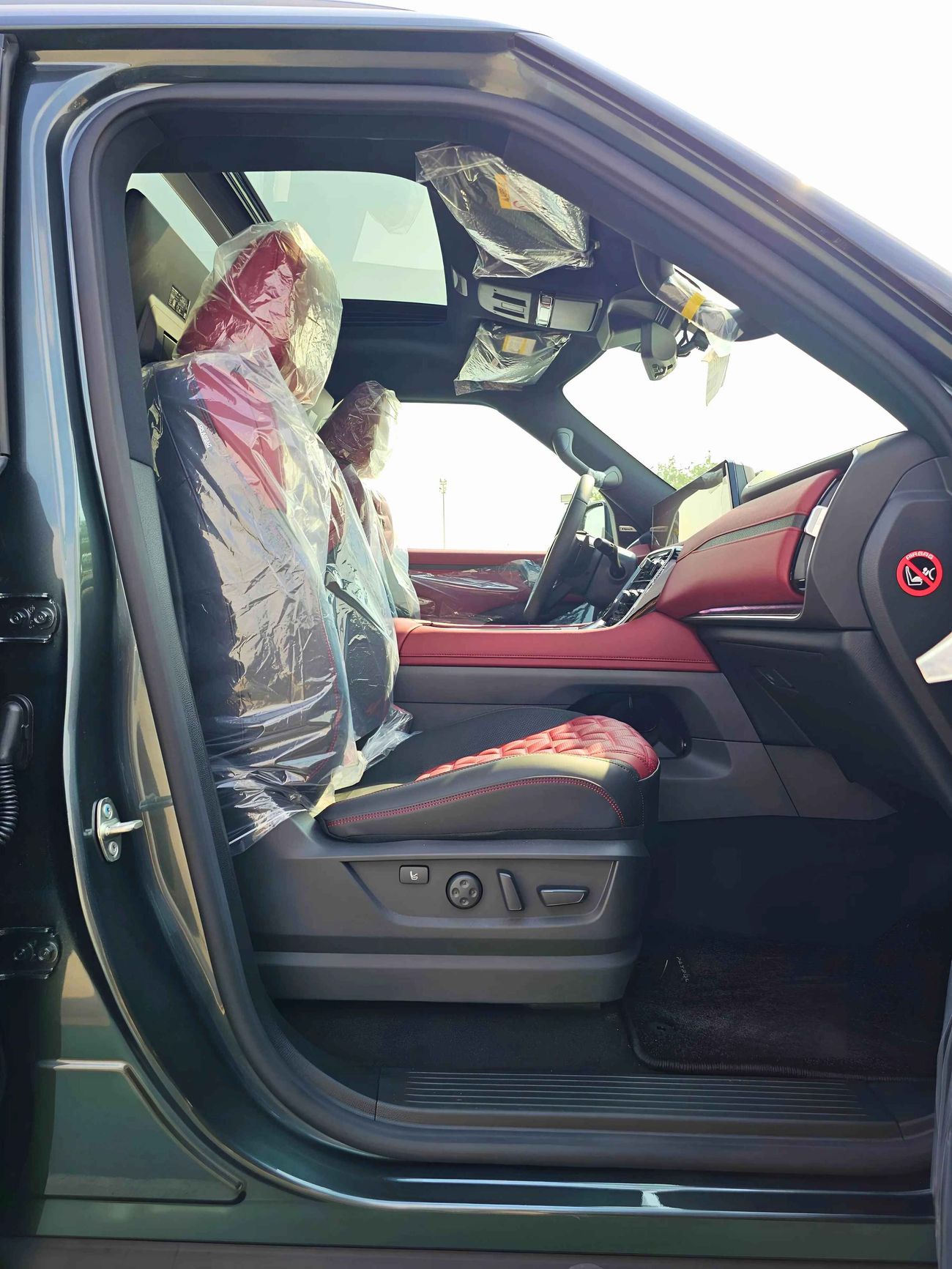 Nissan Patrol G PLATINUM / 3.5TURBO V6 / PWR SEATS WITH 360* CAMERA / HEADUP DISPLAY / FULL OPTION (CODE # 69038)