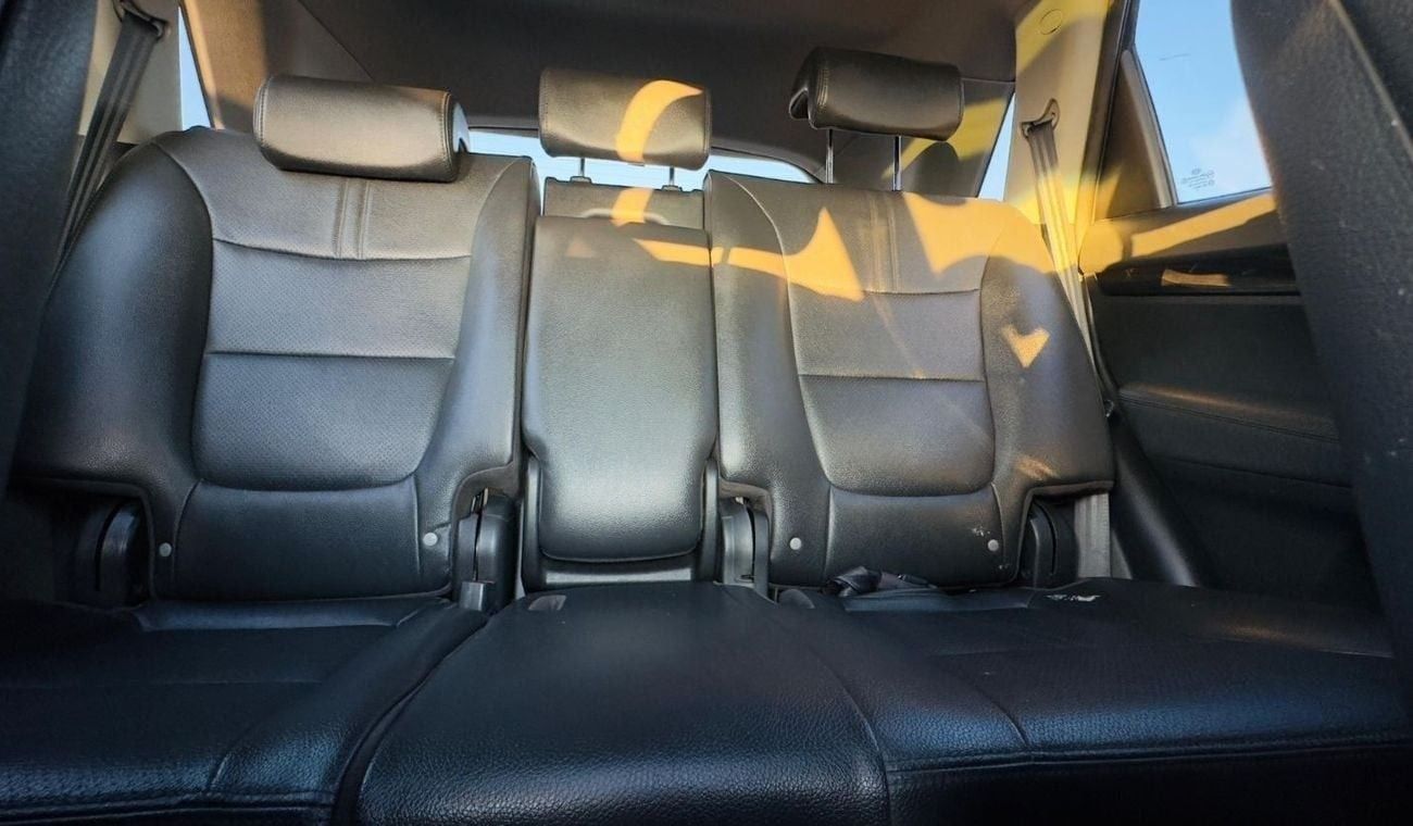 Kia Sorento GOOD CONDITION | LHD | 2.0L DIESEL ENGINE | 2010 | DOUBLE SUNROOF | REAR VIEW CAMERA