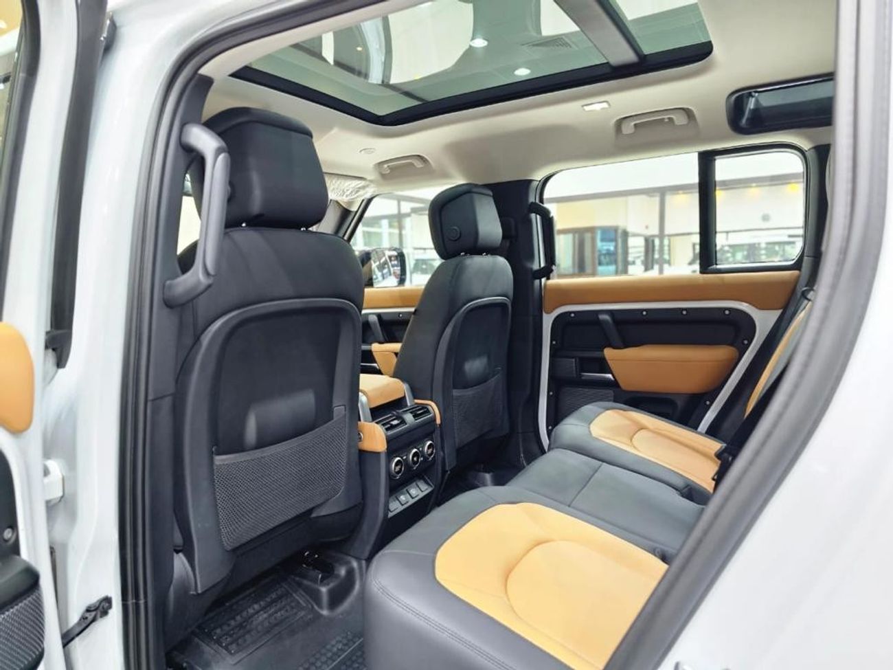 Land Rover Defender HSE