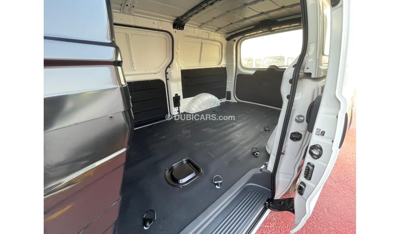 هيونداي H-1 HYUNDAI H-1 CARGO VAN , PETROL, MODEL 2021, WHITE, MANUAL , ONLY FOR EXPORT