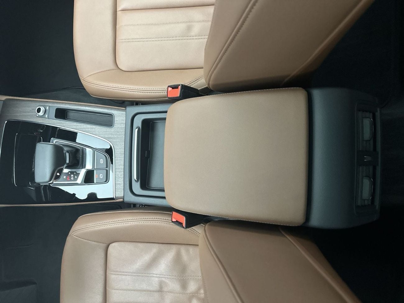 أودي Q5 45 TFSI ADVANCED quattro 249hp (Ref# 77710)