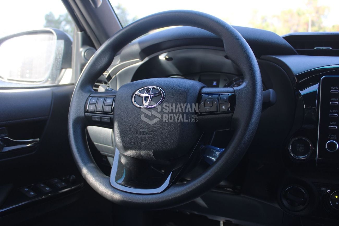 تويوتا هيلوكس ADVENTURE 4.0L V6 PETROL DC AT 4WD 2026MY