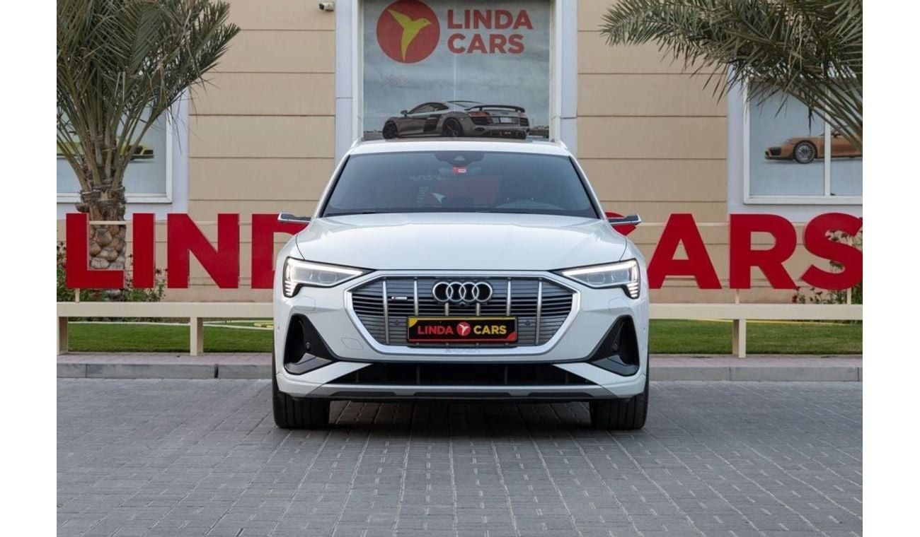Audi etron 95 kWh Quattro Audi E-Tron 55Quattro S-line Sportback 2020 GCC under Agency Warranty with Flexible D