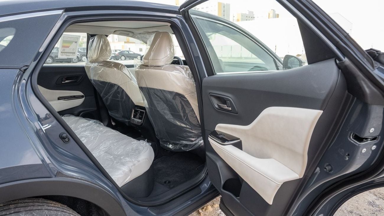 تويوتا كراون PLATINUM TOYOTA CROWN 2.5 MID HEV -2026YM