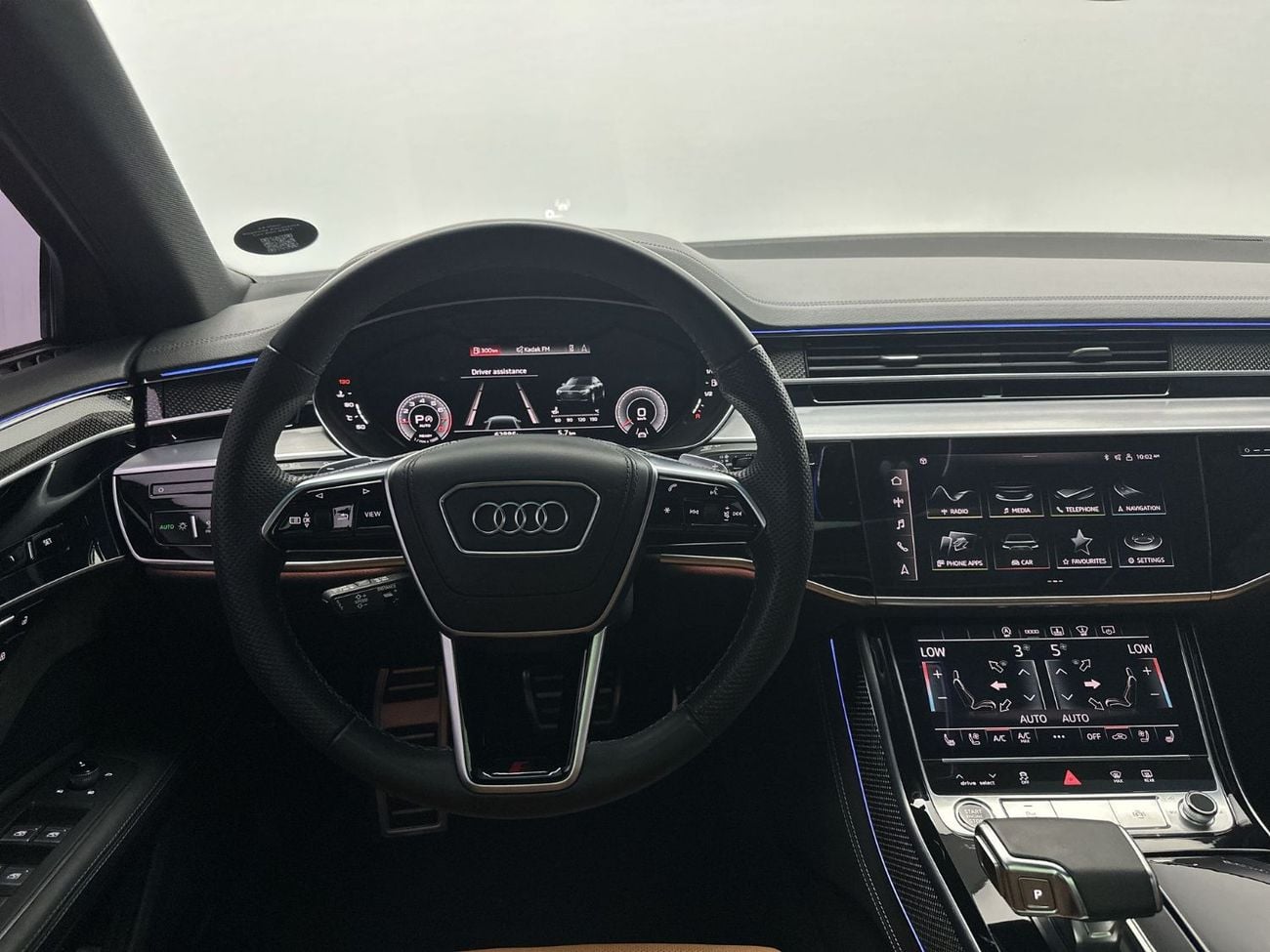 Audi A8 L 55 TFSI quattro 3.0L (340 HP) A8L 55 TFSI quat 340hp (Ref# 006207)
