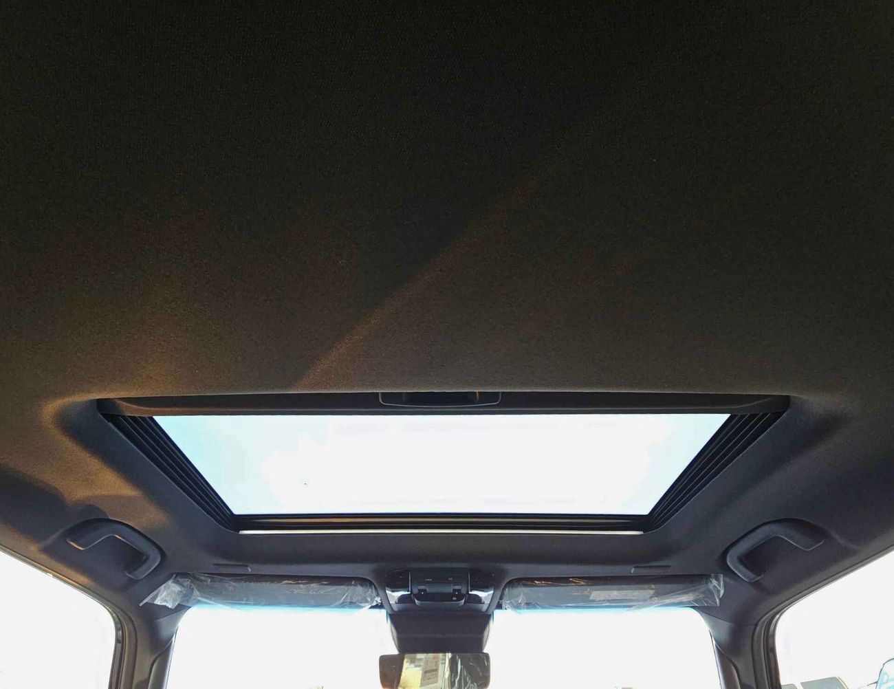 تويوتا برادو ADVENTURE TURBO / 2.4L V4 PETROL / HEADUP DISPLAY / RADAR / POWER SEAT / SUNROOF / CODE#68087