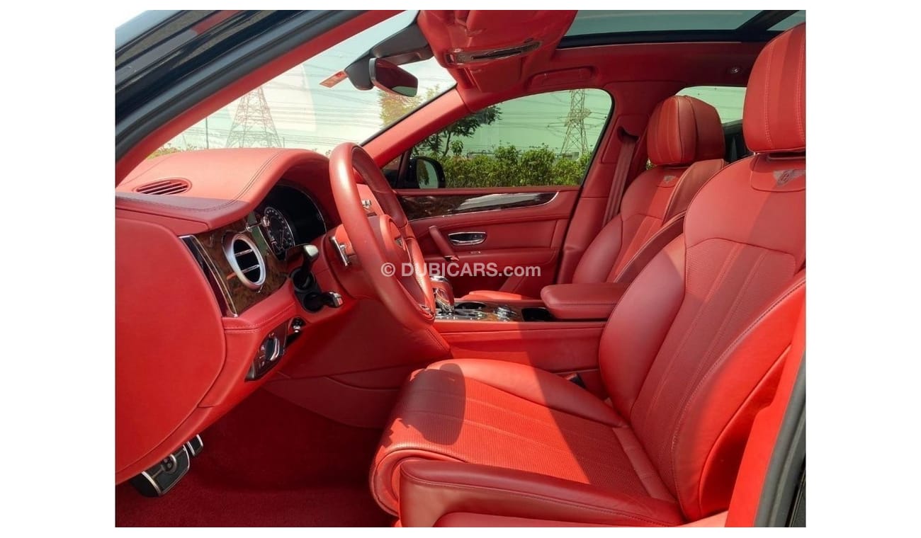 Bentley Bentayga Std GCC SPEC LESS KILOMETER