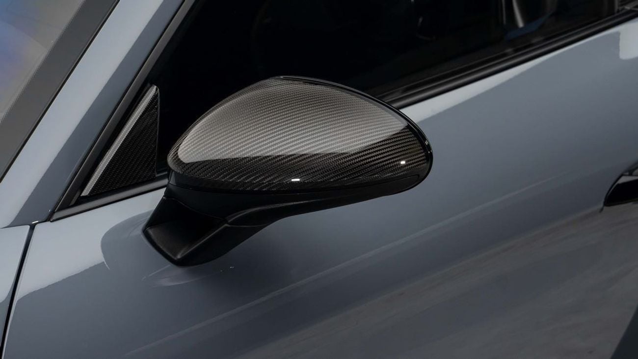 بورش كايمان GT4 RS Weissach - 2022 - GCC Specs - Under Warranty