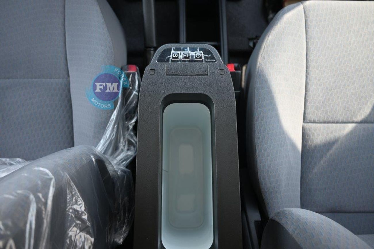 Toyota Land Cruiser 70 76 LX-G1 2.8L Turbo Diesel 5 Seater Manual