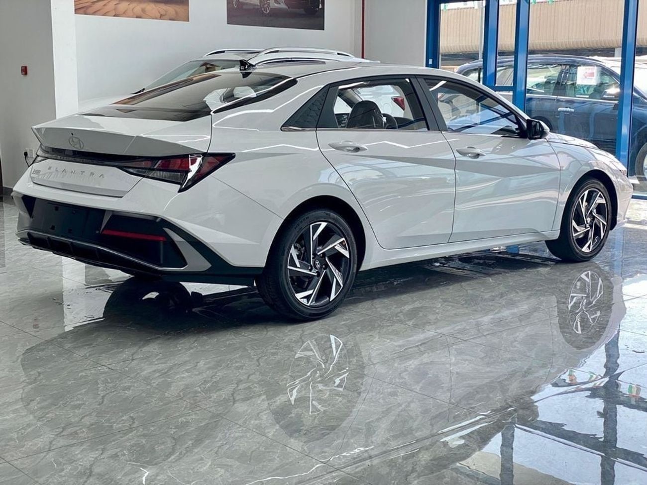 Hyundai Elantra GLX ELITE 1.5L White