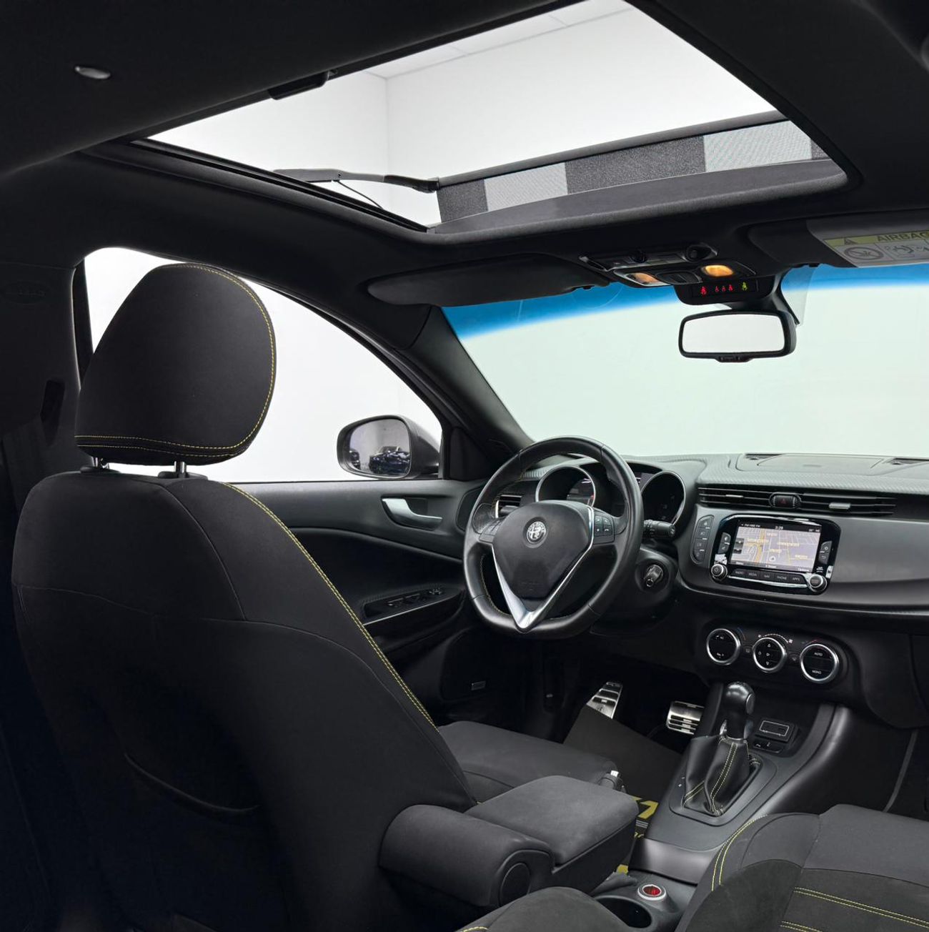 ألفا روميو جوليتا 2021 Alfa Romeo Giulietta VELOCE