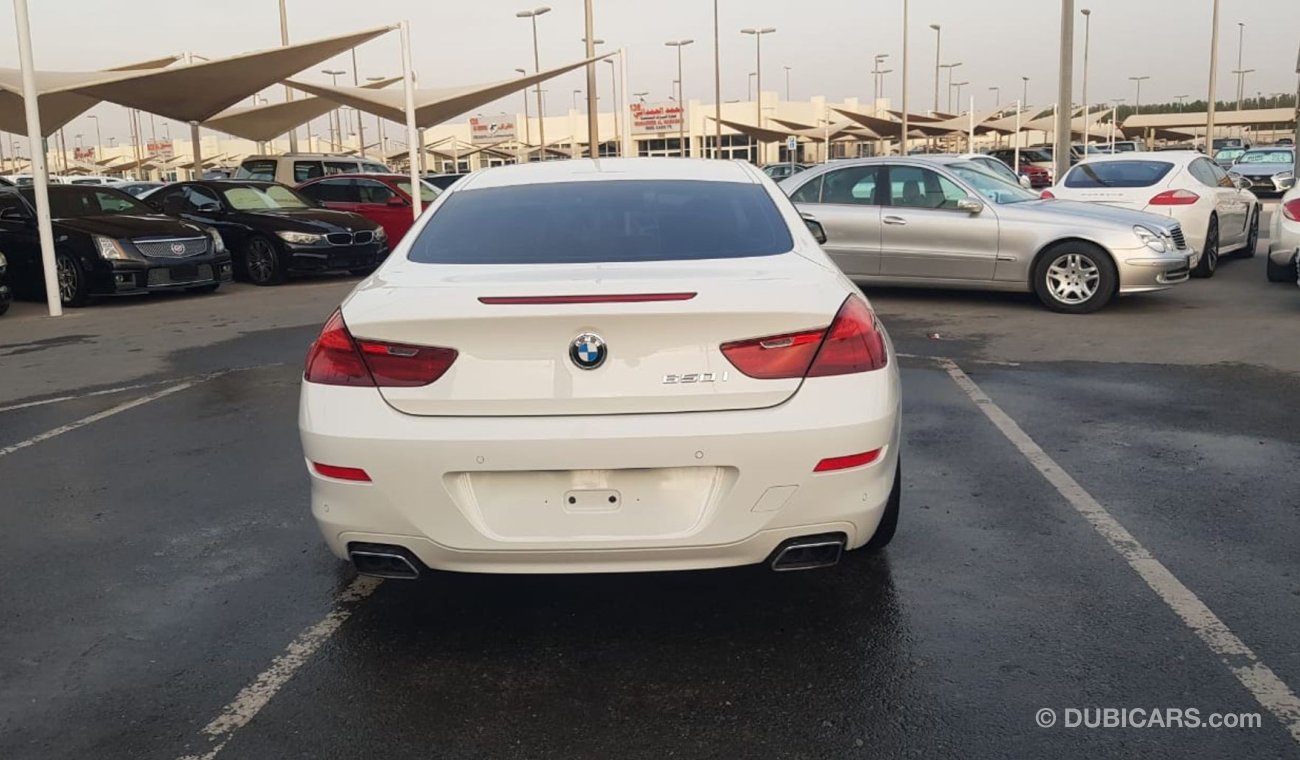 BMW 650i Bmw 650 model 2012 GCC car prefect condition full option low mileage