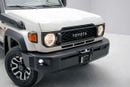 تويوتا لاند كروزر LC76 Hardtop 2.8L - White Inside Saddle Tan | Export Only