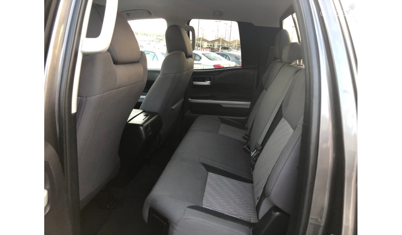 Toyota Tundra Toyota tundra model 2016 car prefect condition