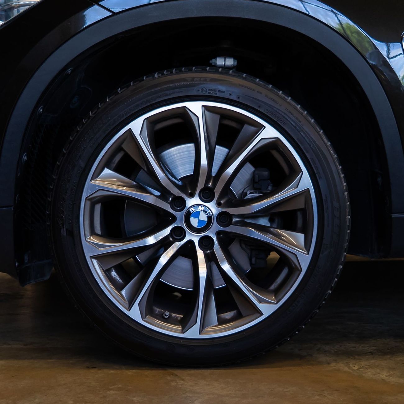 بي أم دبليو X6 50i Exclusive 4.4L AED 2,490 pm  • 0% Downpayment • BMW X6 xDrive50i • 1 Year Warranty