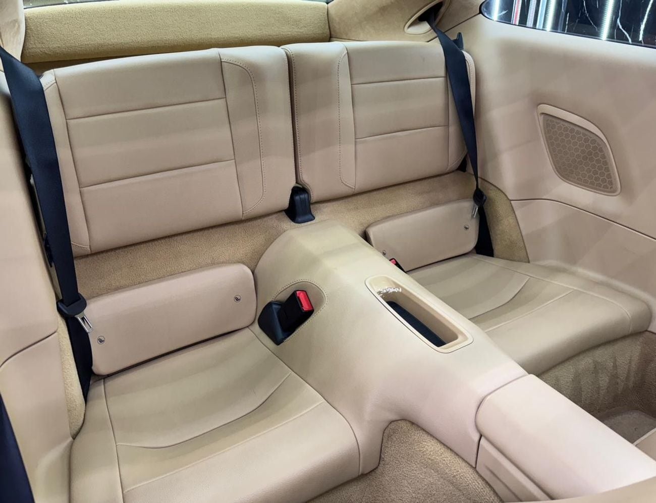 Porsche 911 CARRERA