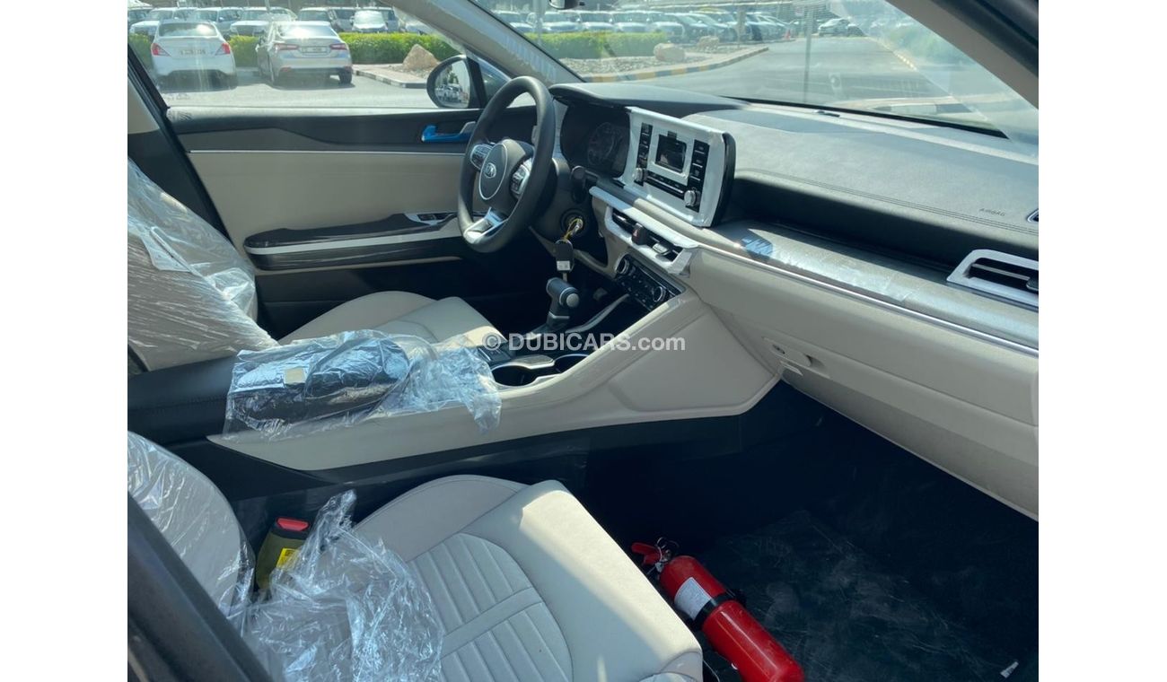 Kia K5 KIA K5 2.0L Sedan FWD Model 2021 Grey Color