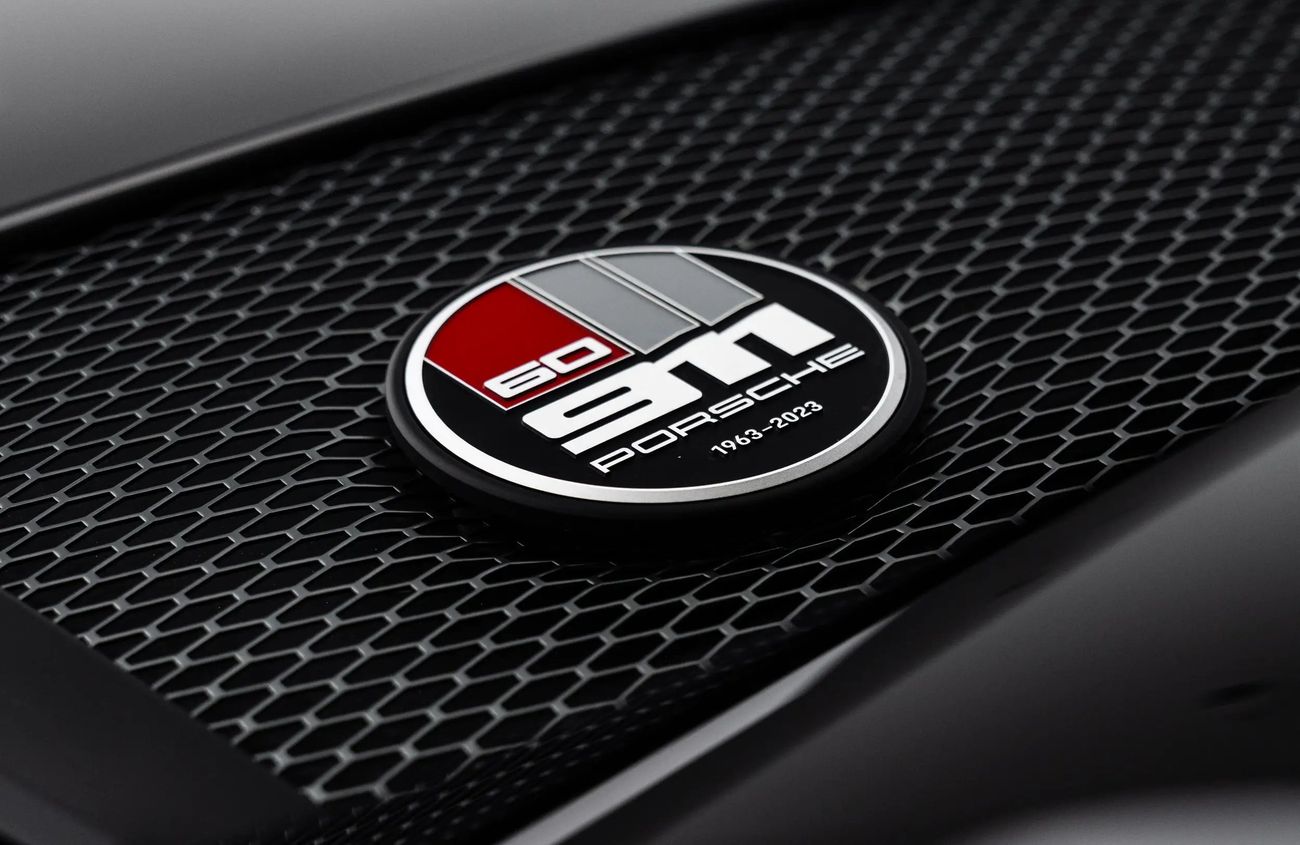 بورش 911 4.0L F-6 Naturally Aspirated Engine