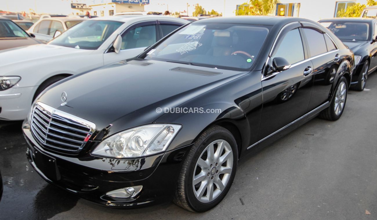Mercedes-Benz S 550