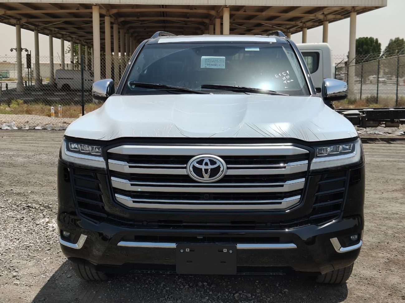 تويوتا لاند كروزر 2025 Toyota Land Cruiser LC300 VXR 3.5L V6 Twin Turbo Petrol A/T 4WD Africa Only