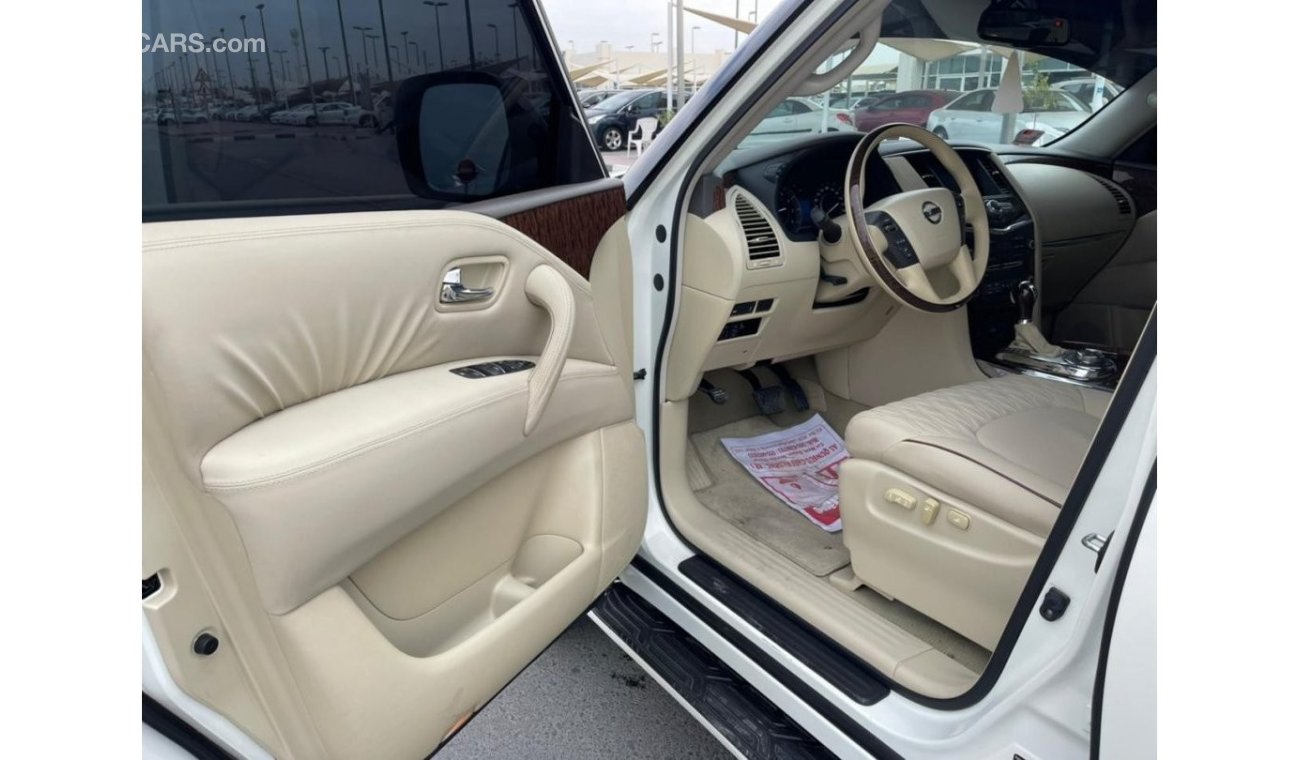 Nissan Patrol Titanium Model 2016 GCC 8 Cylinders Walk 183000 km