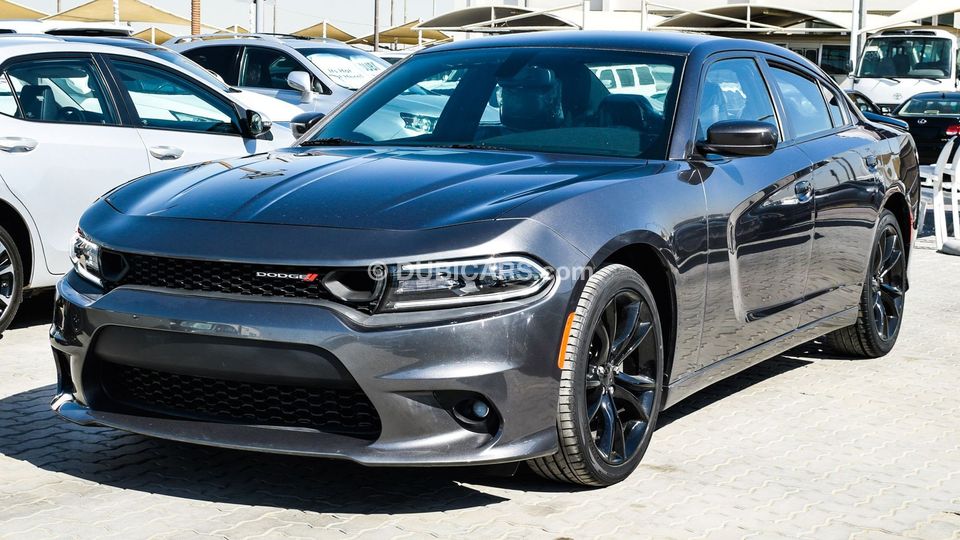 Used Dodge Charger With SRT kit 2016 for sale in Sharjah 366123