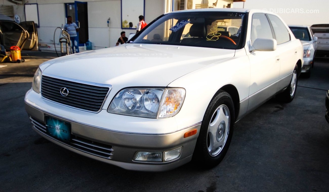 Lexus LS 400