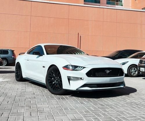 Ford Mustang GT Premium 5.0L V8