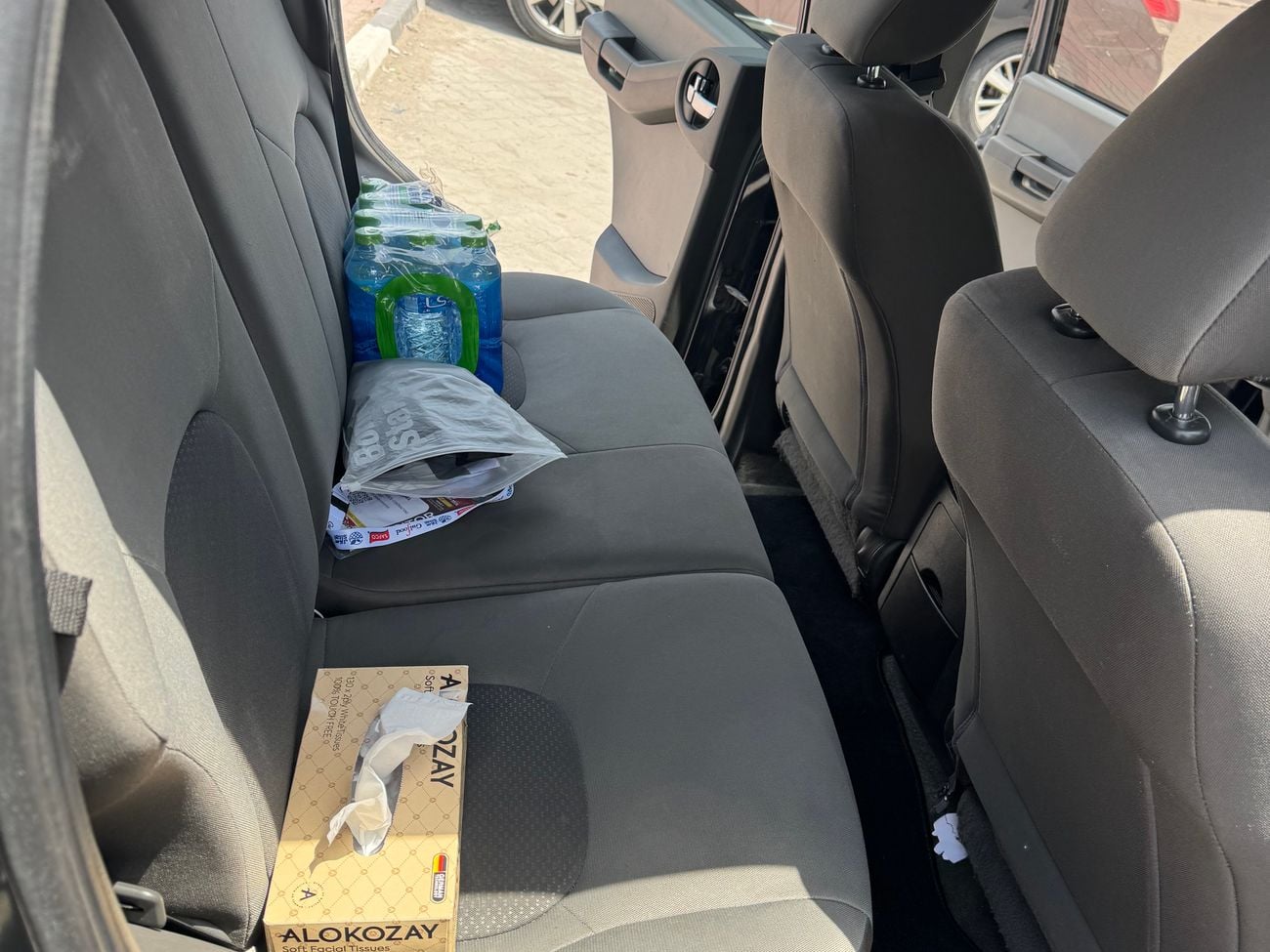 نيسان إكستيرا 2.5L SE (4WD)