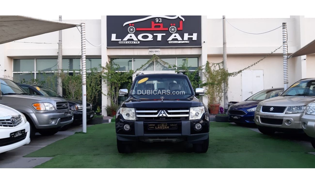 ميتسوبيشي باجيرو خليجى - مثبت سرعة - شاشة - رنجات بحالة ممتازة لاتحتاج لاى مصاريف