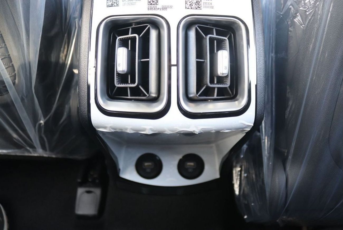 كيا سورينتو 2.5L, 360 CAMERA, MEMORY SEAT, ELECTRIC SEAT, SEAT HEATING, ELECTRIC BACK DOOR, 4WD , LEATHER SEATS,