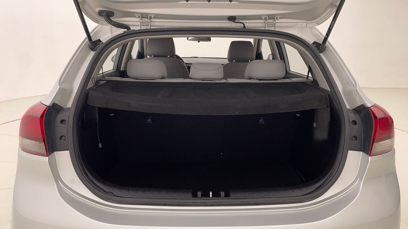 كيا ريو LX 1.4 | بدون دفعة مقدمة | اختبار القيادة في المنزل