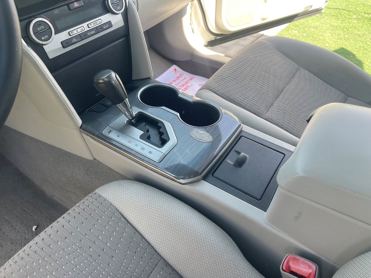 تويوتا كامري اعلي فئة هايبرد