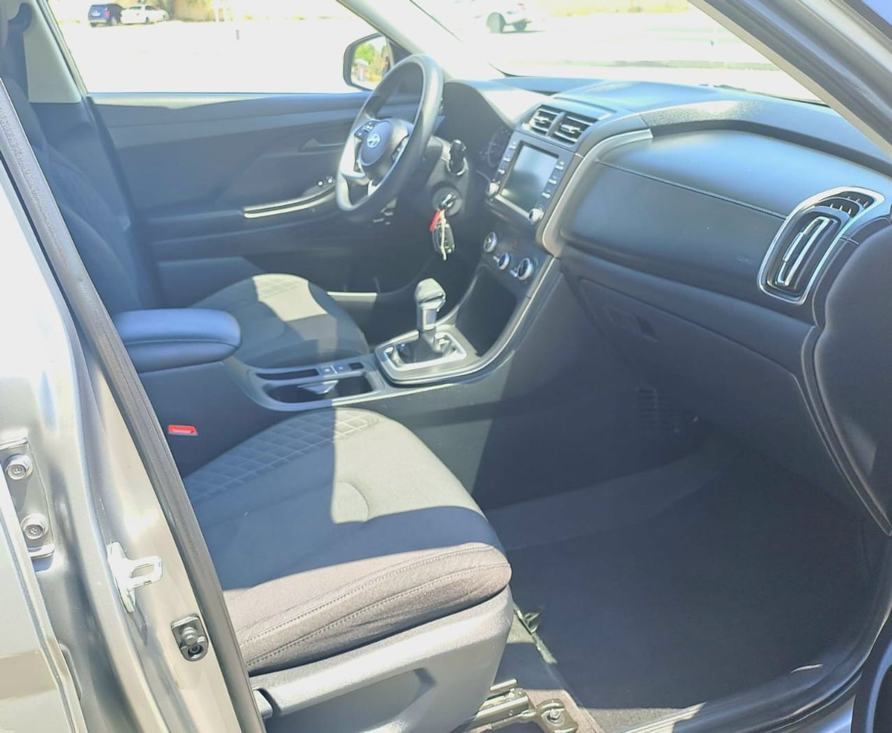 Hyundai Creta Mid 1.6L 2023 1.6l GCC (900-MONTHLY)