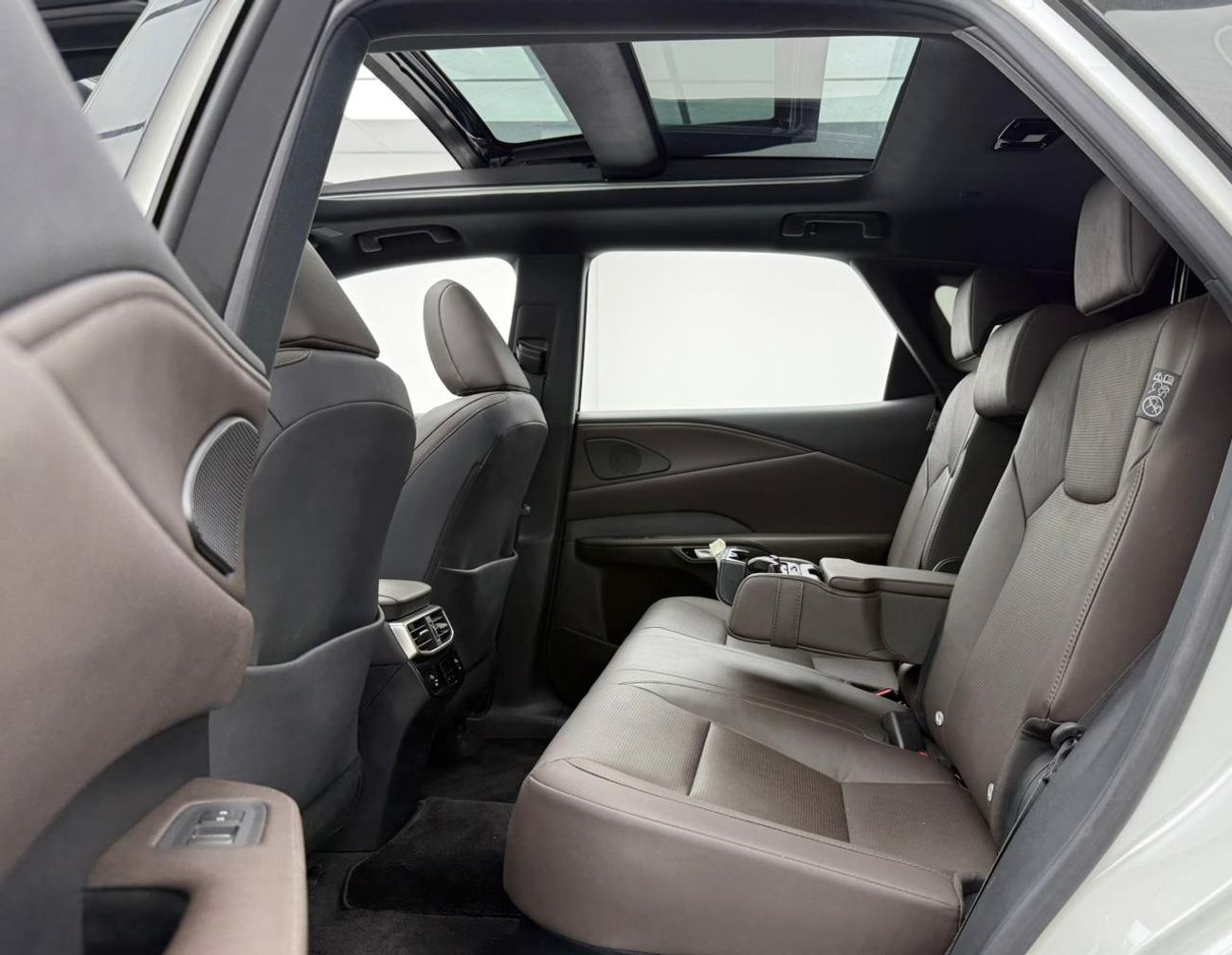 Lexus RX350 2024 Lexus RX 350 Prestige ,Lexus Warranty ,Lexus Service History ,GCC