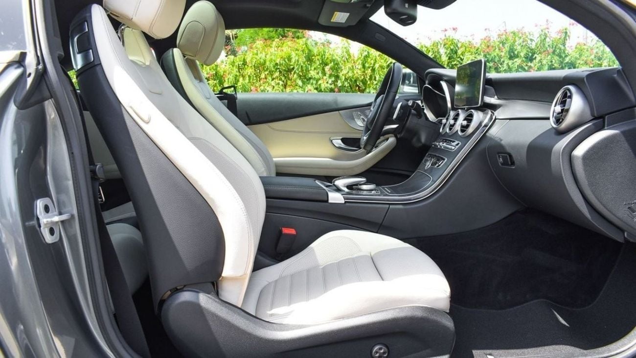 Mercedes-Benz C 300 Coupe Mercedes C300 Coupe AMG / 2018 / Canadian