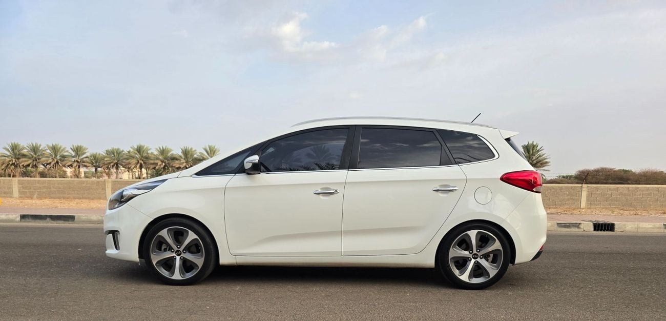 Kia Carens EX Deluxe 2.0L