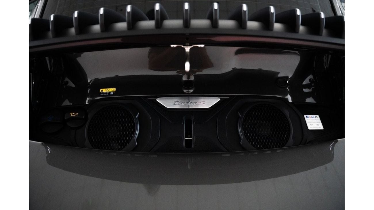 بورش 911 2024 Porsche 911 Turbo S / Sports Chrono Plus / Full-Service History/ Porsche 5 Year Warranty