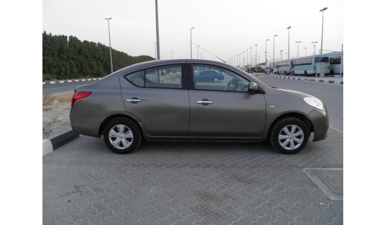 Nissan Sunny 2014