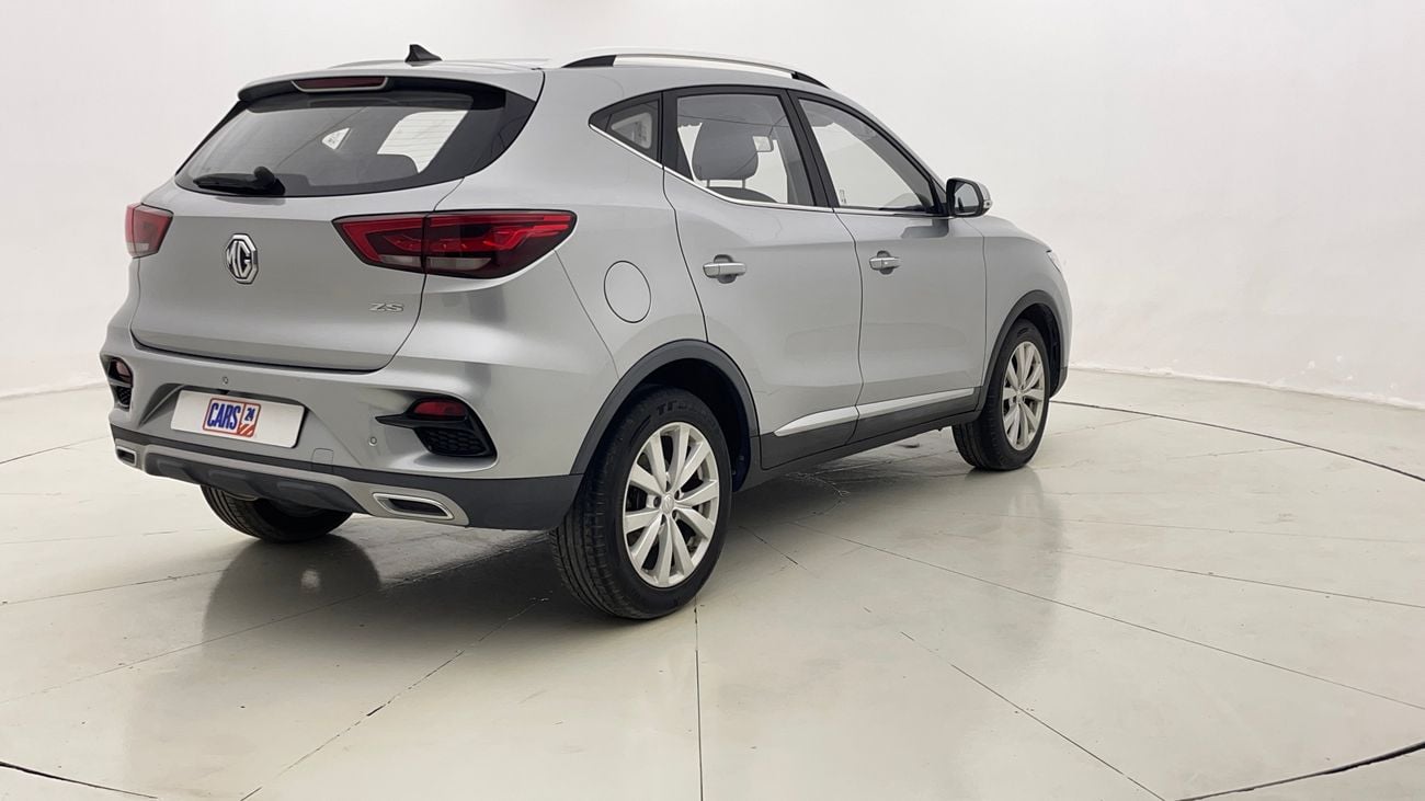 أم جي ZS STD 1.5 | بدون دفعة مقدمة | اختبار القيادة في المنزل