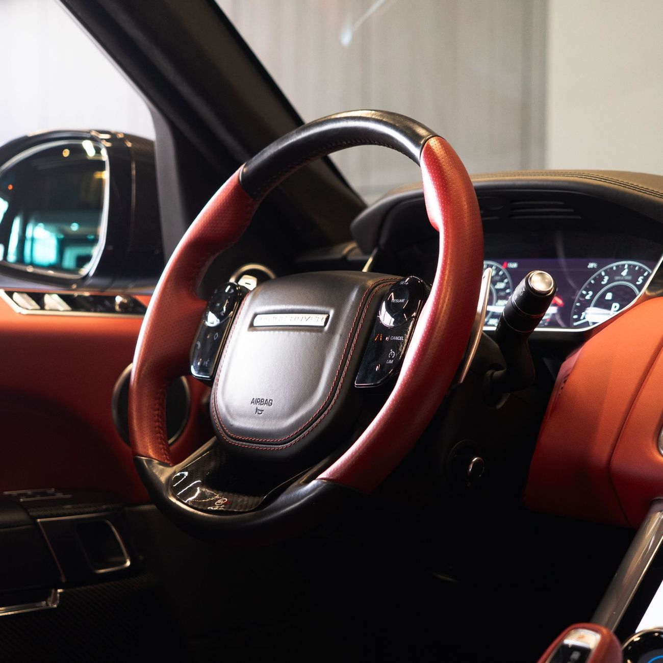 لاند روفر رينج روفر سبورت AED 4,790 pm • 0% Downpayment • Range Rover Sport SVR Carbon Edition • 1 Year Warranty