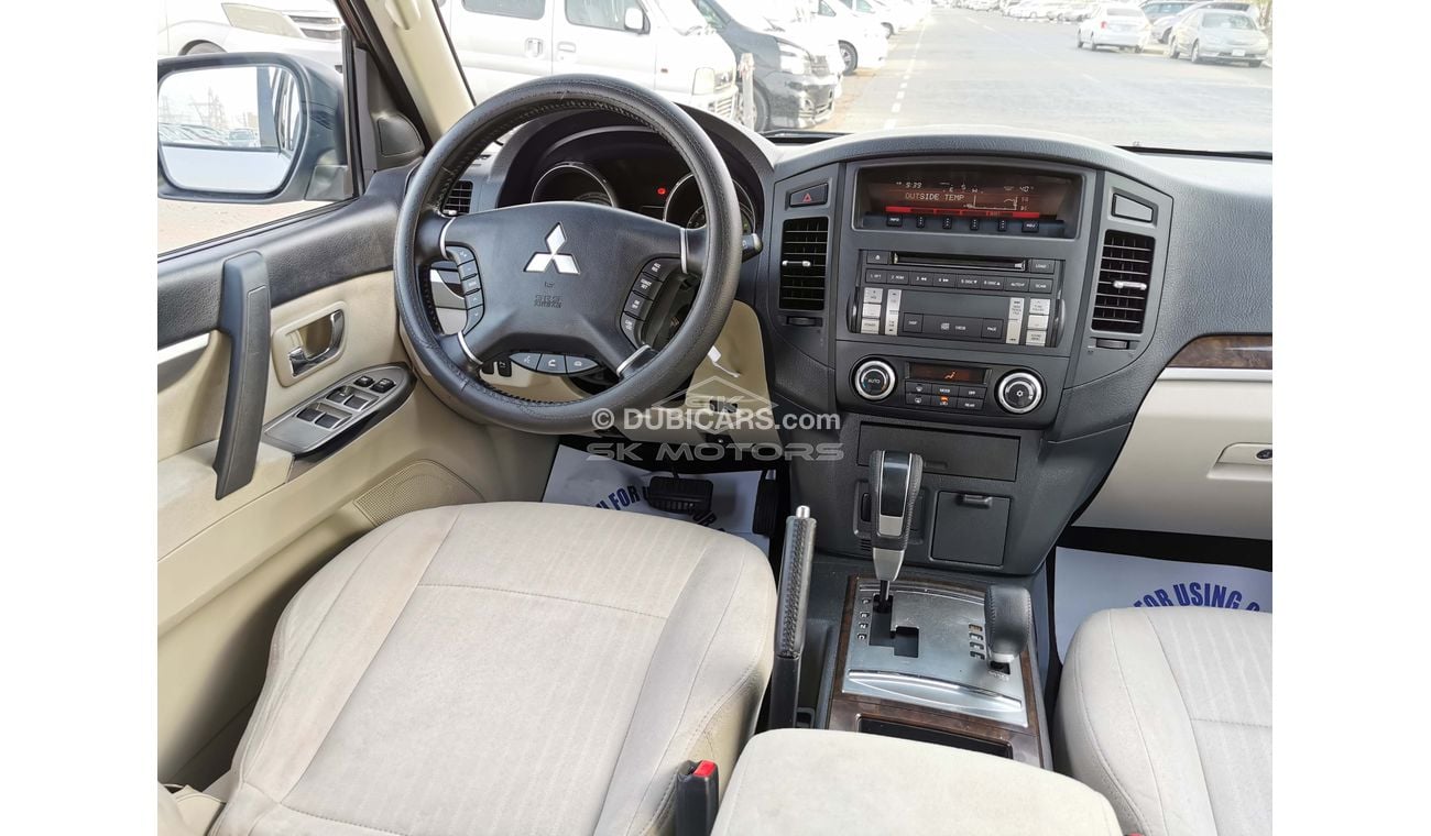 Mitsubishi Pajero 3.5L, 16" Rims, DRL LED Headlights, Front & Rear A/C, Rear Parking Sensor, Fabric Seats (LOT # 848)