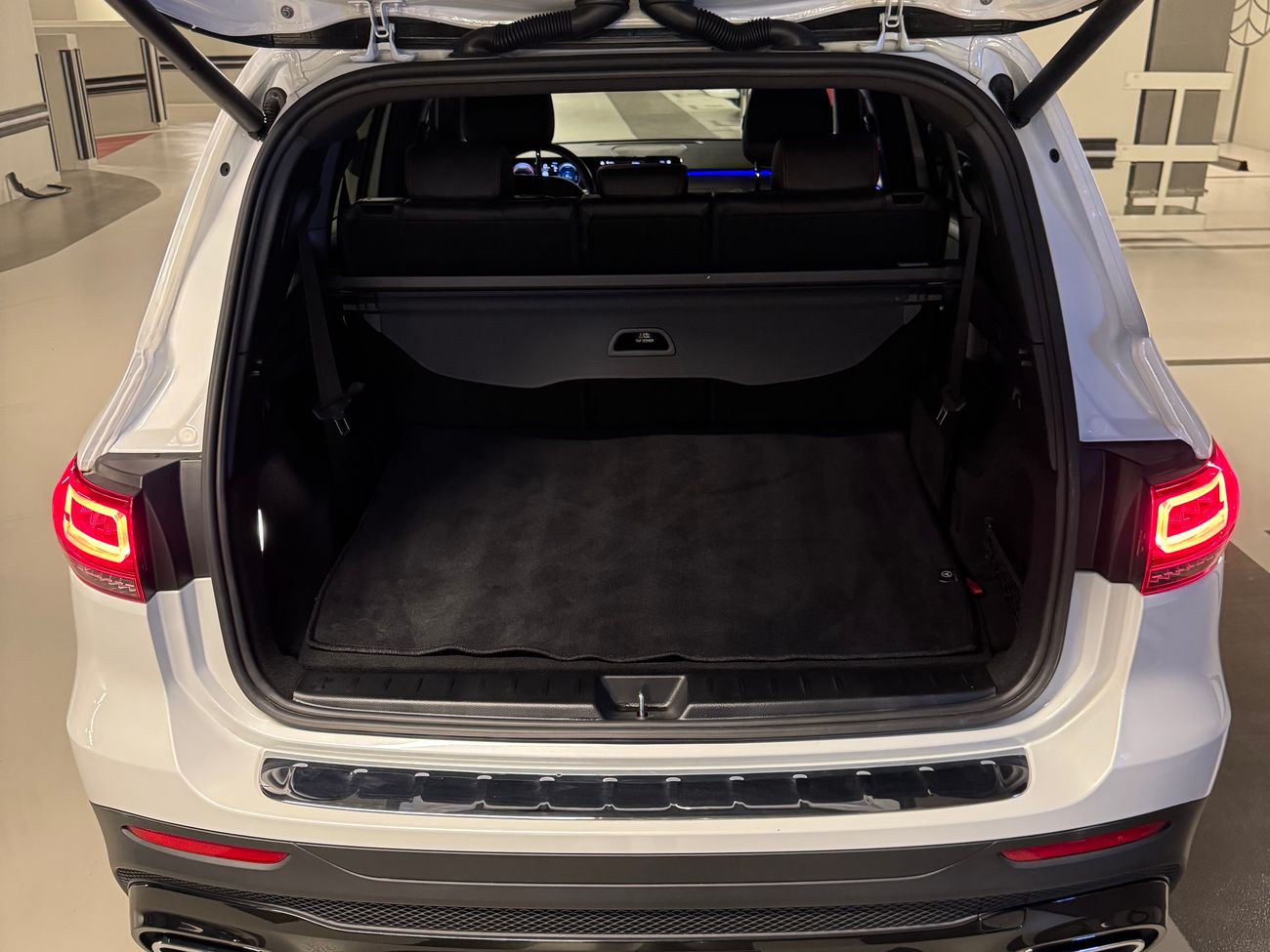 Mercedes-Benz GLB 250