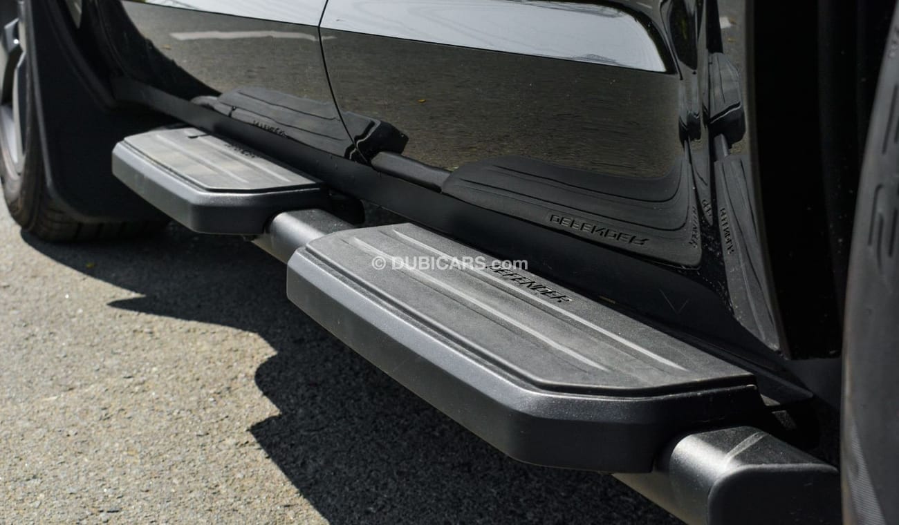لاند روفر ديفندر Land Rover Defender 110 HSE X-Dynamic P400 | Black Pack Edition - 7seat | 2024 (Export)