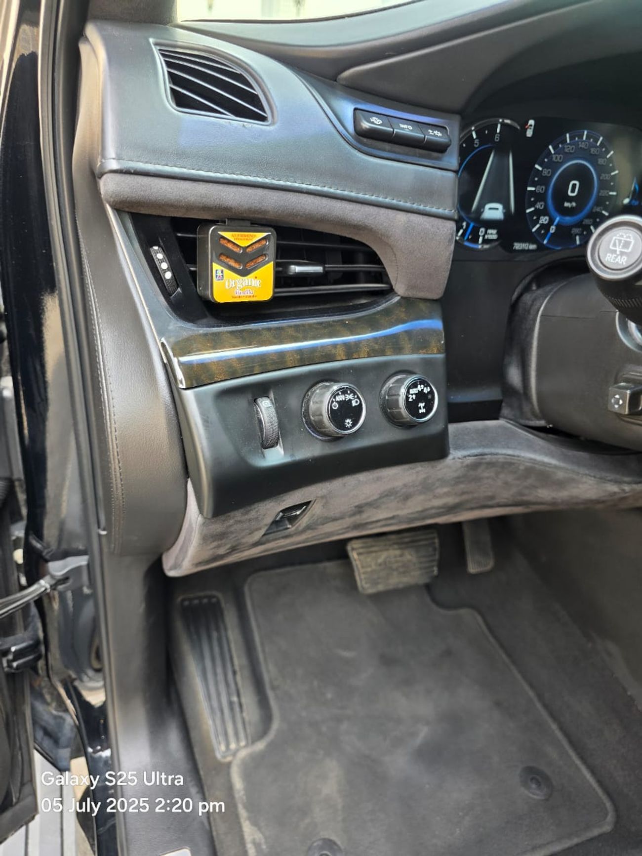 كاديلاك إسكالاد L Platinum 6.2L