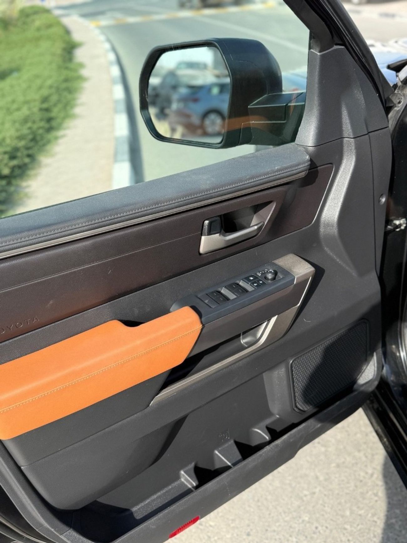 Toyota Tundra Toyota Tundra CREWMAX SR5 4WD