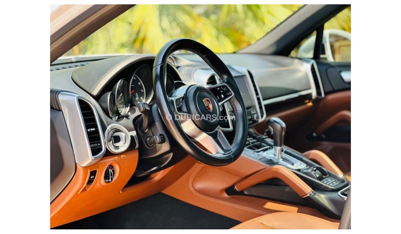Porsche Cayenne Std 2220 PM || PORSCHE CAYENNE 3.6 V6 4WD || AGENCY MAINTAIN || TOP END MODEL || GCC || WELL MAINTAI