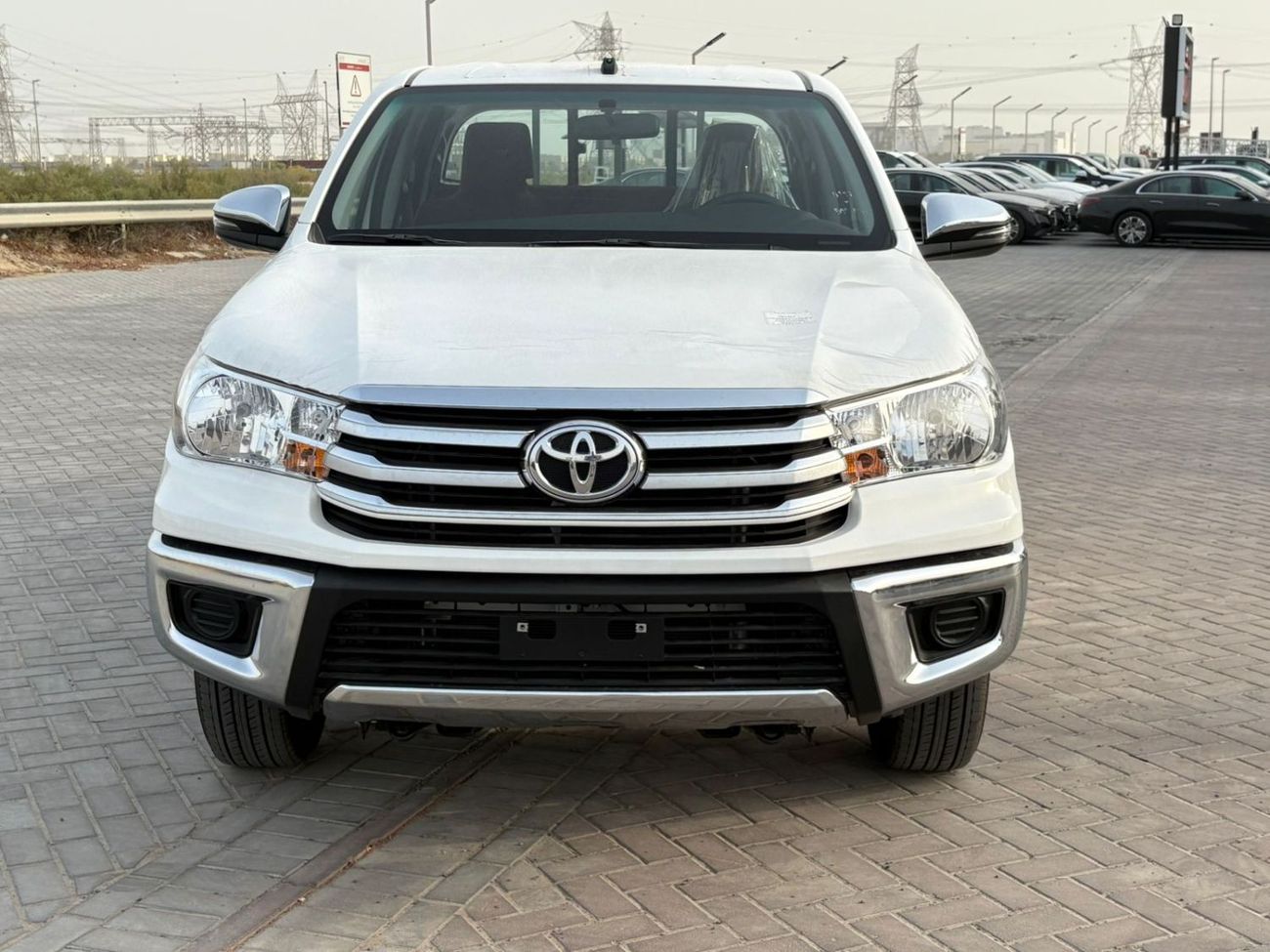 Toyota Hilux 2.0L petrol