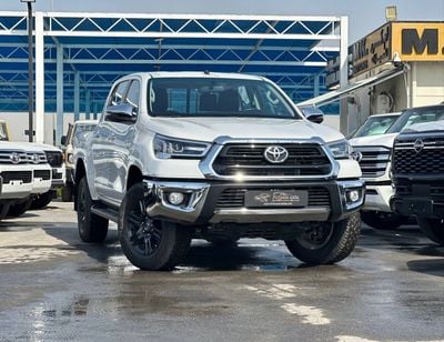 Toyota Hilux SR5 2.7L PTR A/T // 2026 // Full Option With Diff Lock , DVD&Back Camera , Rear AC // Special Offer