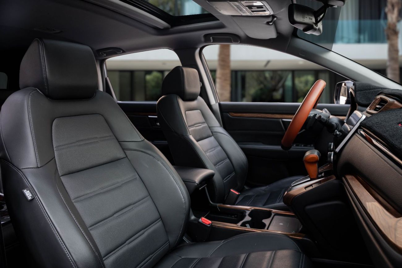 Honda CRV Touring | 1,762 P.M  | 0% Downpayment | Agency Warranty!